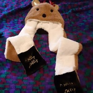 Girls Holiday Hat with scarf